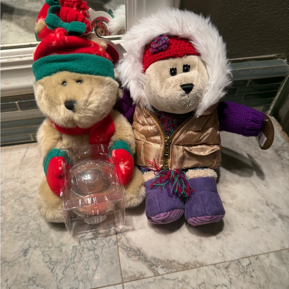 Lot of 2 New 2002 & 2006 Starbucks Bearista Holiday Bear & Snow Globe Bear NWT